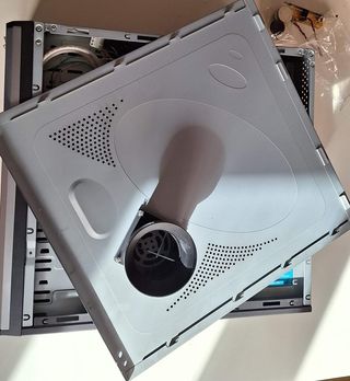 Torre PC Gris Grafito con Fuente de Alimentación