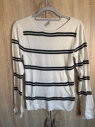 Jersey Stradivarius rayas blancas y negras