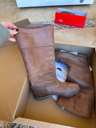 Botas de cuero altas marrones