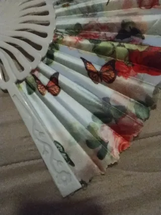 Ventaglio con bacchette in avorina