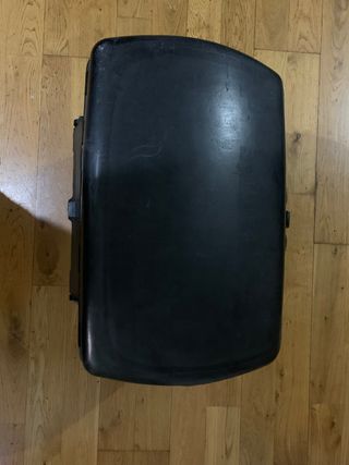 Baúl de reparto negro