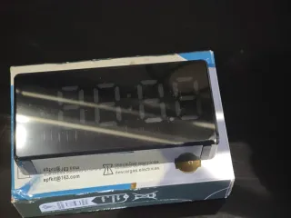 Cámara espía oculta en reloj 1080