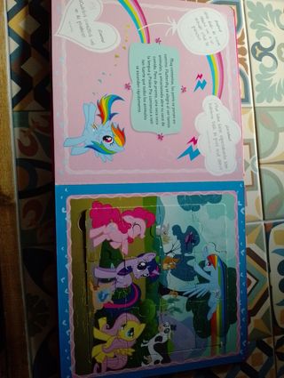 Libro puzzle my Little Pony