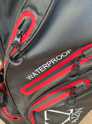 Bolsa de Golf Kaizen Negra y Roja