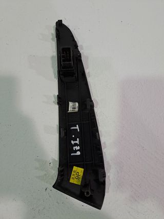 MANDO ELEVALUNAS TRASERO IZQUIERDO HYUNDAI IX35 (3)