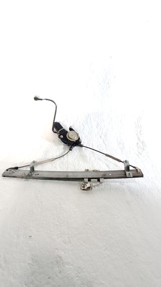 ELEVALUNAS DELANTERO IZQUIERDO SSANGYONG KORANDO CABRIO (KJ)