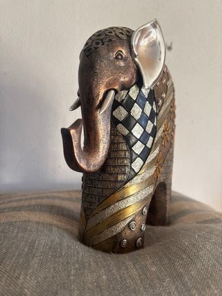 Elefante Decorativo Dorado y Bronce (lote 18/B)