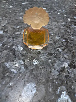 Miniatura Perfume Carolina Herrera FLORE