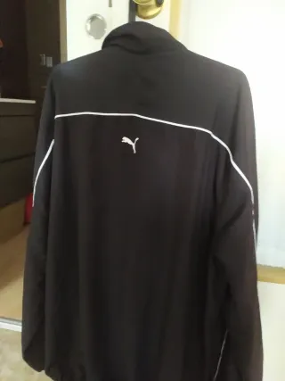 Chándal Puma Talla XL Negro Parte superior.