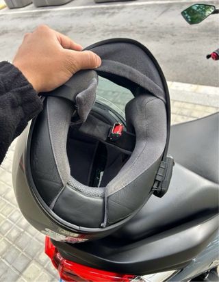 Casco HJC con Intercomunicador Cardo