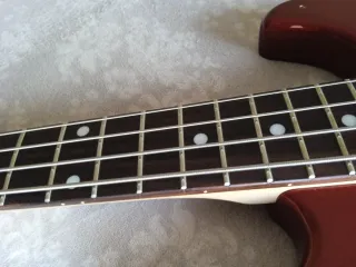 Bajo G&L sb-2 tribute