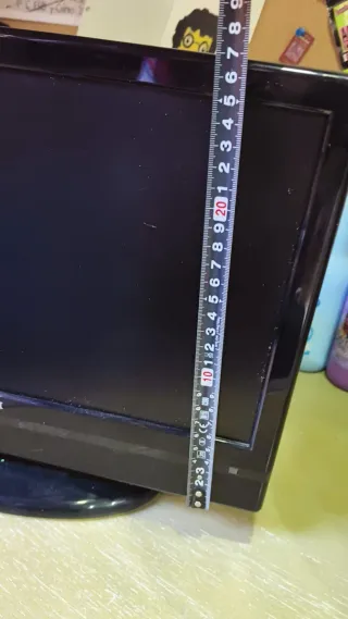 Televisión OKI Negra