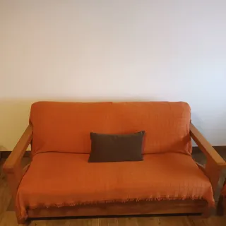 2 Sofás Cama Madera y Tela