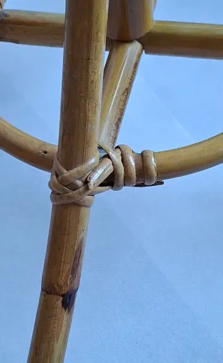 PERCHERO DE PIE VINTAGE BAMBÚ AÑOS 70