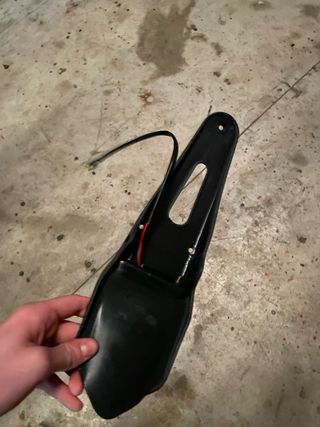 Portamatriculas corto