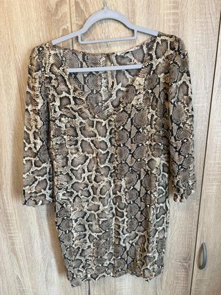 Vestido estampado serpiente