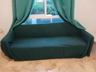 Sofá 2 plazas y set de salón incluido