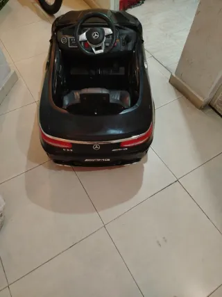 Coche eléctrico infantil Mercedes S63 AMG