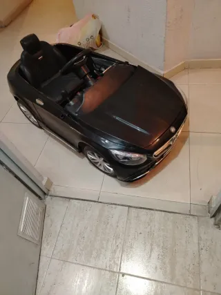 Coche eléctrico infantil Mercedes S63 AMG