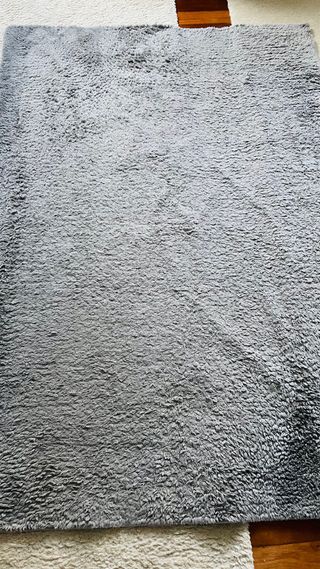 Alfombra pelo largo gris