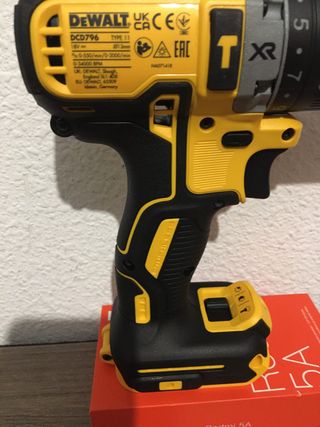 Taladro Original DeWalt DCD796