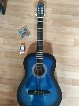 Guitarra Acústica + accesorios