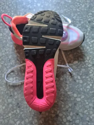 Zapatillas Nike Mujer Blancas y Rosas