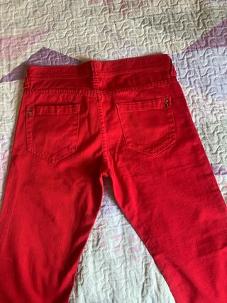 Pantalón vaquero BSK rojo campana