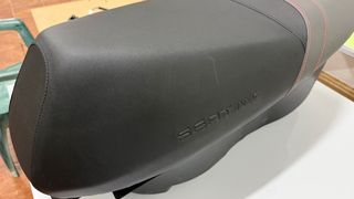 Asiento Moto SEAT Mo / Silence Negro/Gris