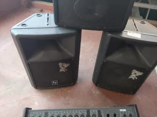Equipo de sonido con mezclador