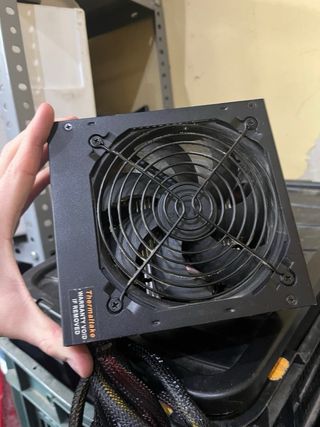 Fuente Alimentación Thermaltake TR2 S 700W
