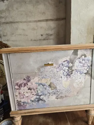 Mesitas de noche restauradas