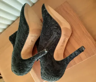 Botines negros terciopelo labrado.Núm 37.Nuevos