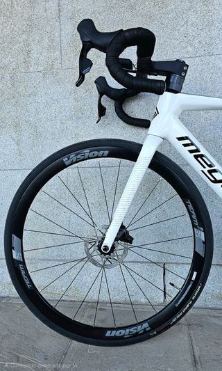 Megamo Raise 07 AXS 2023 – Rival eTap 12v