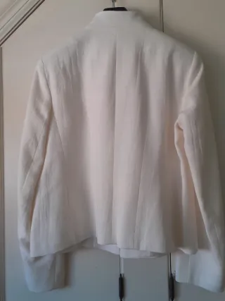 Chaqueta Zara Blanca Bolsillos Dorados