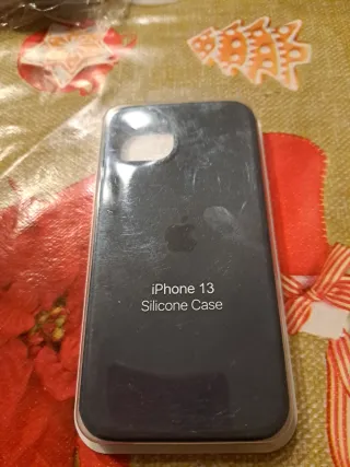 Funda iPhone 13 Silicona Azul Marino