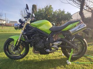 Triumph Street Triple 675 2009