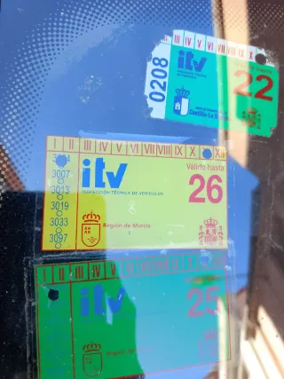 Coche blanco 3 puertas