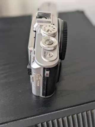 Olympus Pen E-PL8, dos baterías, flash 6.000 fotos