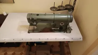 Máquina de coser Refrey mod. 920