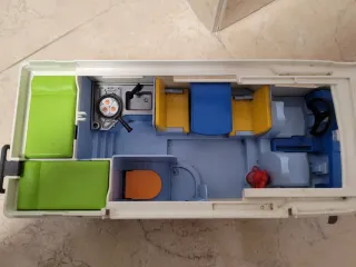 Caravana Playmobil con accesorios (Regalo coche)