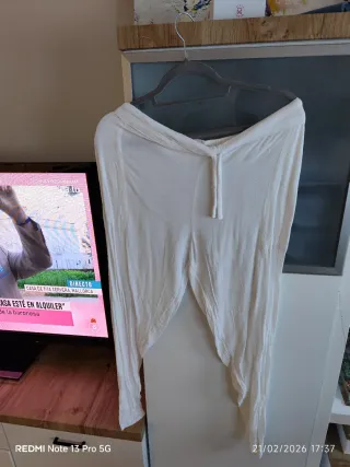 Conjunto Marruecos blanco Talla l pero es como M