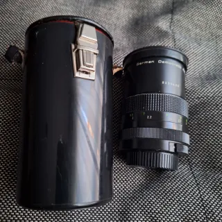 Pentacon Auto 135mm f/2.8 M42