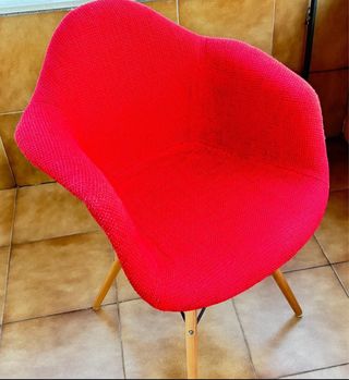 Butaca tipo Charles Eames