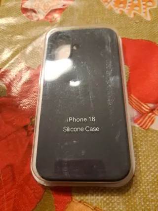 Funda iPhone 16 Silicona Azul Marino