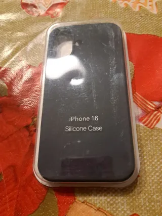 Funda iPhone 16 Silicona Azul Marino