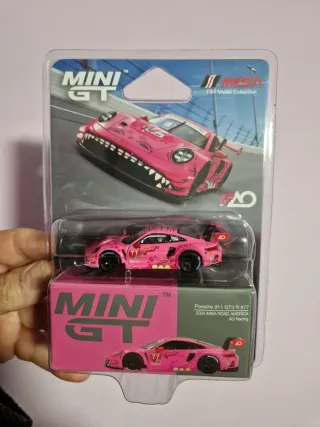 LEER Mini GT Porsche 911 GT3 R #77 AO Racing