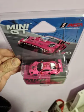 LEER Mini GT Porsche 911 GT3 R #77 AO Racing