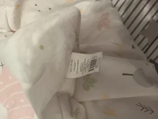 Edredón y protector cuna infantil