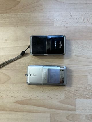 2 Câmaras Canon PowerShot